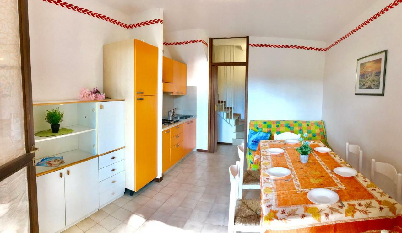 Residence Cinzia Pool Бибионе Екстериор снимка